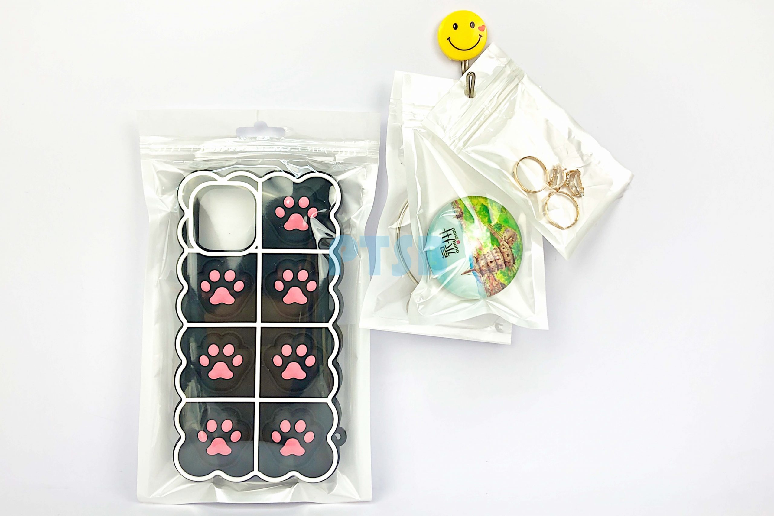 Pearl White Zipper Bag (CONF)